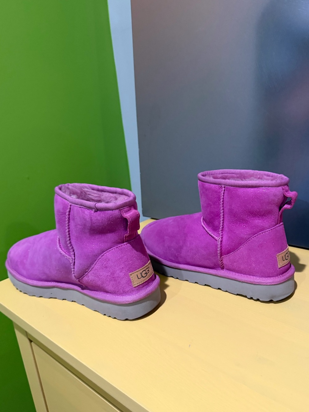 Lightly Used Pink Sparkle UGG Boots - size 9 - Picture 6 of 9